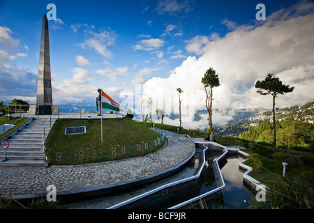 L'Inde, le Bengale occidental, Darjeeling, Batasia Loop, mémorial de guerre de Gorkha Banque D'Images