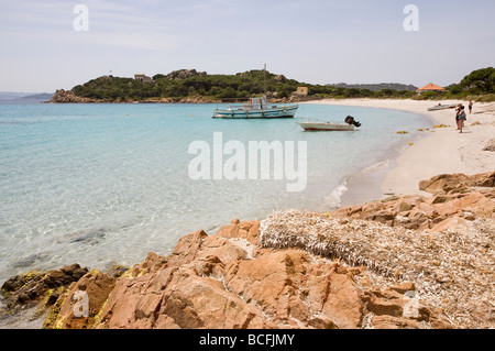 Une plage à Santa Maria, île de l'archipel de La Maddalena, en Sardaigne Banque D'Images