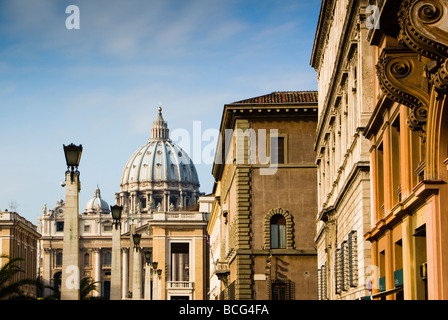 La Cathédrale St Pierre de Rome, Italie Banque D'Images