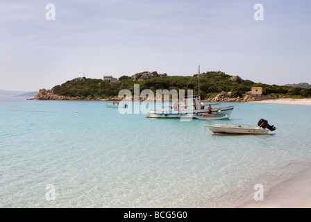 Bateaux à Santa Maria, île de l'archipel de La Maddalena, en Sardaigne Banque D'Images