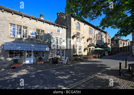 Place pavée à Skipton, Yorkshire Dales National Park, North Yorkshire, Angleterre, Royaume-Uni. Banque D'Images