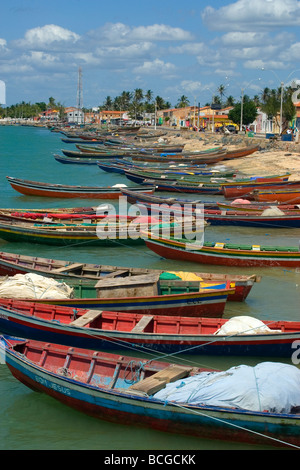 Des bateaux de pêche à la rivière Cureau Camocim Ceara Brésil Banque D'Images