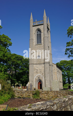 Saint Colomba s'église l'Eglise d'Irlande où il y a une grande croix et la tombe de Yeats Banque D'Images