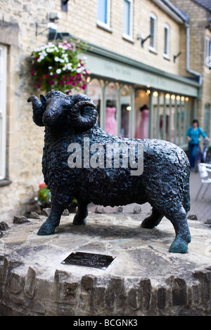 Le Woolmarket, Cirencester, Gloucestershire, Royaume-Uni Banque D'Images