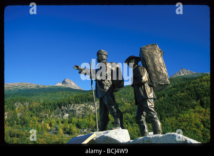 Sentier du col White Statues Skagway en Alaska du Sud-Est Banque D'Images