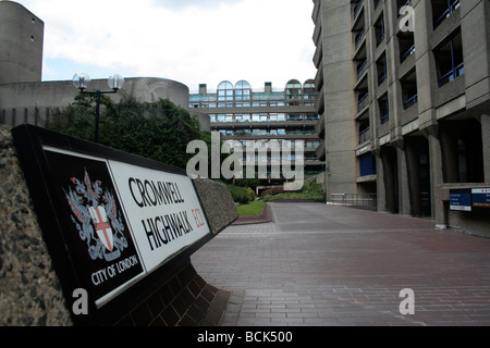 Cromwell , Highwalk Barbican, Londres Banque D'Images