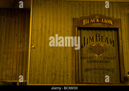 Ancienne publicité pour Jim Beam Bourbon Whiskey Broken Hill Australie Banque D'Images