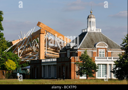 Serpentine Gallery Pavilion 2008 conçu par Frank Gehry Kensington Park Hyde Park Londres Banque D'Images