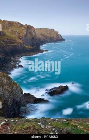 Littoral Rocheux Cornish Padstow Cornwall Angleterre Nord l'croupions printemps Avril 2009 Banque D'Images