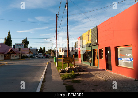 Photographie d'une rue d'El Calafate, en Patagonie, Argentine Banque D'Images