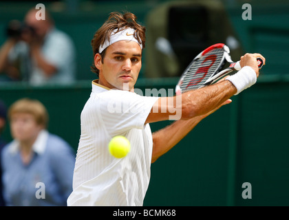 Tournoi de Wimbledon 2009,Roger Federer SUI en action Banque D'Images