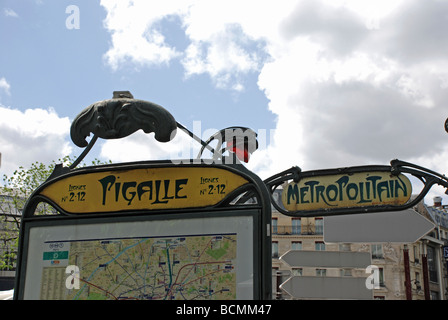 La station de métro Pigale Paris Banque D'Images