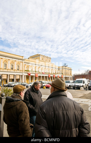 Piazza Martiri della Libertà Novara Italie Banque D'Images