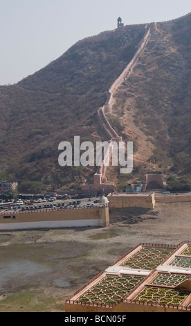 Fort Amber, vues du,de ville fortifiée, éléphants, jardins,Parcs,de lit du lac, Fortifications, portes, Jaipur, Rajasthan, Inde Banque D'Images