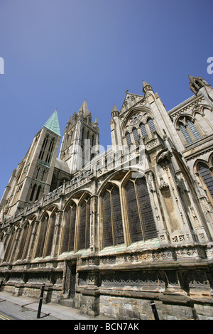 Ville de Truro, en Angleterre. Le sud de l'élévation de la cathédrale de Truro vue à partir de la Croix haute. Banque D'Images