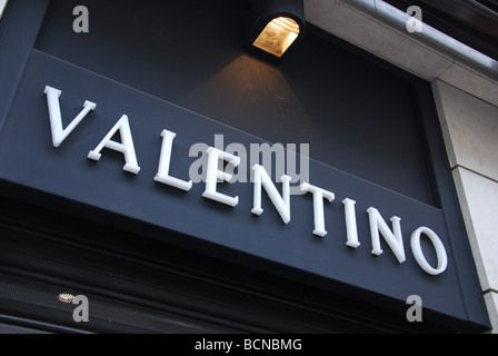 Shopfront Valentino Paris France Banque D'Images