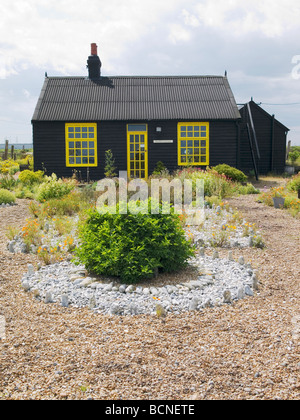 Perspective Cottage, la maison et le jardin qui appartenait à un producteur de films Derek Jarman à Dungeness, Kent, UK. Banque D'Images