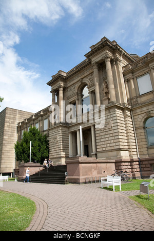 Le Städel, officiellement la Städelsches Kunstinstitut und Städtische Galerie, est un art museum de Francfort am Main, avec un des Banque D'Images