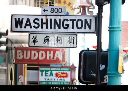 Washington Street dans le quartier chinois, San Francisco, California, USA Banque D'Images