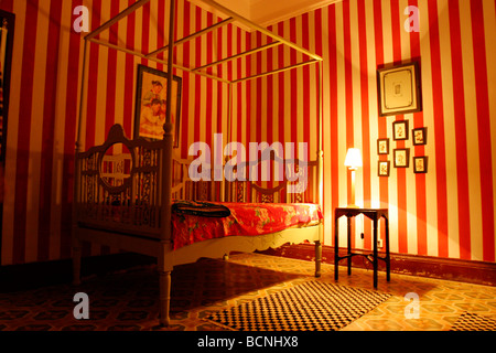 Coin d'une chambre richement décorées dans Nuit Lily Guest House rénové à partir de la période coloniale, la maison de l'île de Gulangyu, Banque D'Images