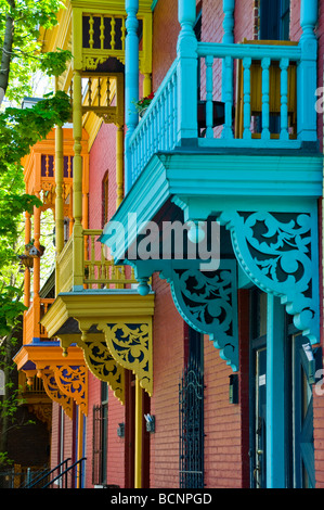 Rangée de maisons typiques dans le Plateau Mont Royal Montréal Québec Canada Banque D'Images