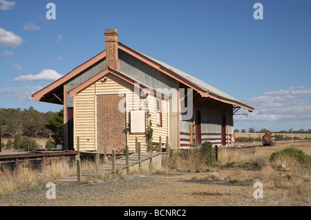 Ancien hangar de marchandises par chemin de fer Bungendore le sud de la Nouvelle-Galles du Sud Australie Banque D'Images