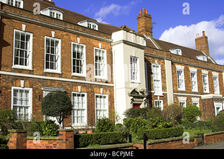 Maisons de village à Minster Yard, Lincoln, Angleterre, Royaume-Uni Banque D'Images