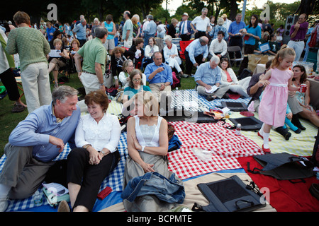 Concert public de la Hatch Shell sur l'Esplande, Boston Banque D'Images