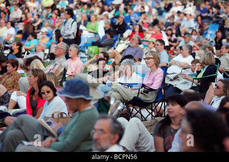 Concert public de la Hatch Shell sur l'Esplanade, Boston Banque D'Images