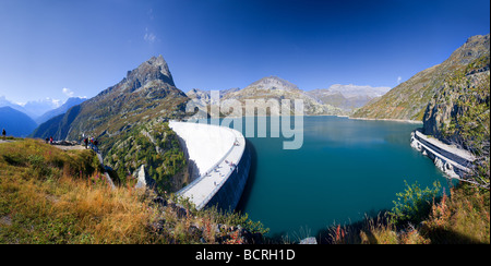 Près de Chamonix, le lac d'Emosson en Suisse Banque D'Images