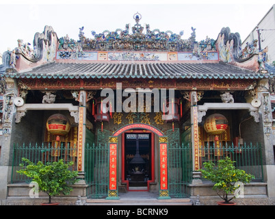 L'entrée de la Pagode Thien Hau la pagode la plus ancienne à Ho Chi Minh City situé dans le quartier chinois de Cho Lon Banque D'Images