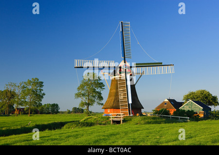 Moulin à vent Les Eolus, Aduard, Groningen, Pays-Bas Banque D'Images