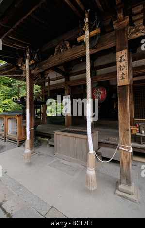 Petit Sanctuaire. Le Kinkaku-ji ('complexe Pavillon d'Or Temple'). Le protocole de Kyoto. Kansai. Le Japon Banque D'Images