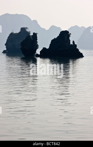 La baie de Halong Vietnam Banque D'Images