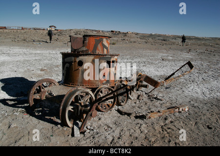Des trains abandonnés à la périphérie d'Uyuni, Bolivie SW Banque D'Images