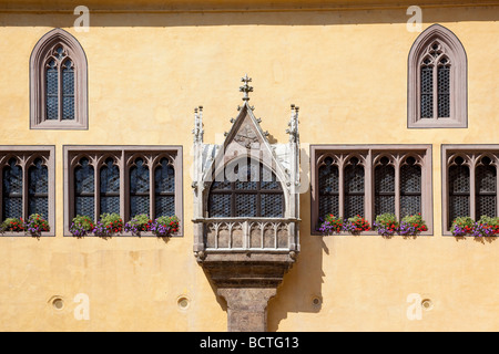 Oriel gothique à l'ancienne mairie à Regensburg, Bavière, Allemagne, Europe Banque D'Images