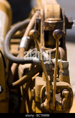 Gros plan d'un changement de vitesse d'un Earth Mover off Highway 74 Banque D'Images