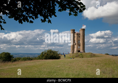 BROADWAY TOWER COTSWOLDS ANGLETERRE EN ÉTÉ Banque D'Images