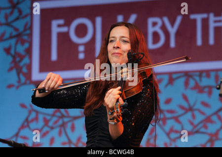 Kathryn Tickell au Folk Festival 2009 par le chêne Banque D'Images