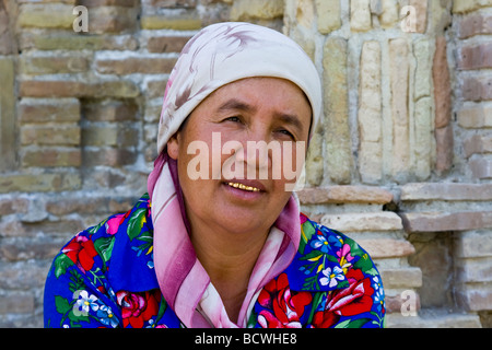 Femme ouzbek Boukhara en Ouzbékistan Banque D'Images