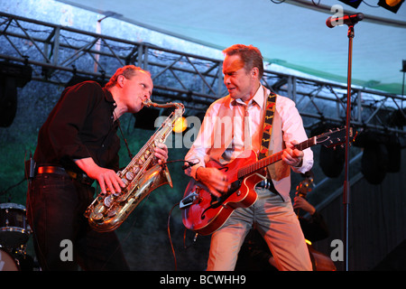 Peter Kraus, rock'n' roll musicien, concert en plein air, Muehldorf am Inn, Bavière, Allemagne Banque D'Images