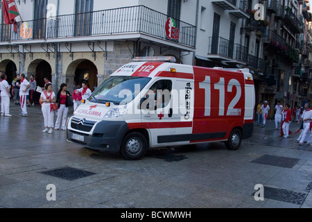 Ambulance à Pampelune, Espagne au cours de la San Fermín Banque D'Images