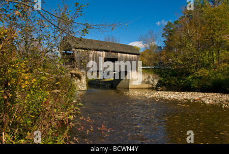 Warren pont couvert au Mad River Valley California Banque D'Images