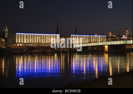 Europäische Kulturhauptstadt 2009 Nibelungenbrücke Linz Linz capitale européenne de la Culture Banque D'Images