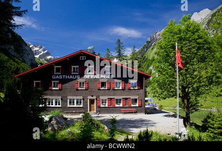 Hôtel et restaurant de montagne près de Seealpsee, Appenzell Suisse Banque D'Images