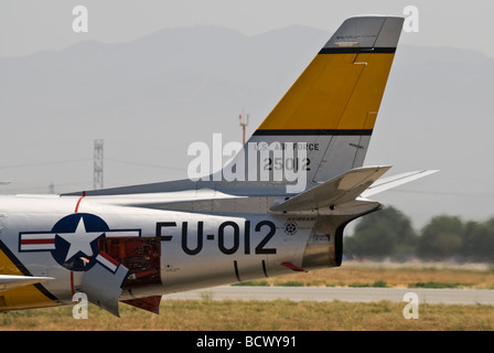 Une vue rapprochée de l'air brake sur un F-86 Sabre jet. Banque D'Images