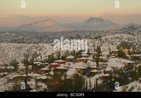 La ville d'Ankara en Turquie couverte de neige Banque D'Images