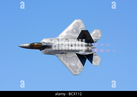 Vue de dessus le F-22 Raptor la supériorité aérienne Fighter Banque D'Images