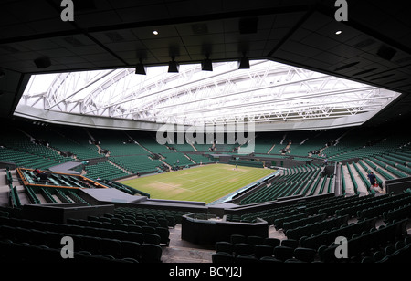 Toit sur le Court Central de Wimbledon Wimbledon CHAMPIONSHIP 2009 Londres Angleterre 26 Juin 2009 Banque D'Images