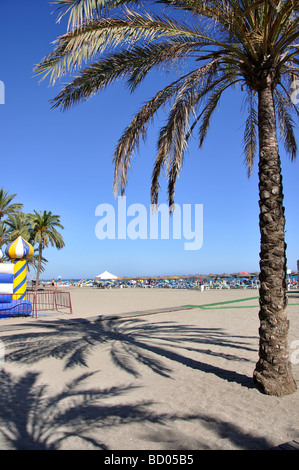 Playa de la Bajadilla, Marbella, Costa del Sol, la province de Malaga, Andalousie, Espagne Banque D'Images
